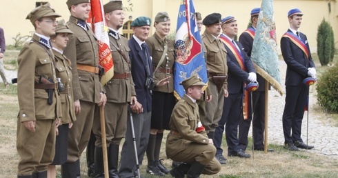 Święto NSZ w Krzeszowie