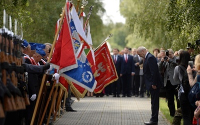 Niektórzy nie chcą pomników ofiar katastrofy smoleńskiej