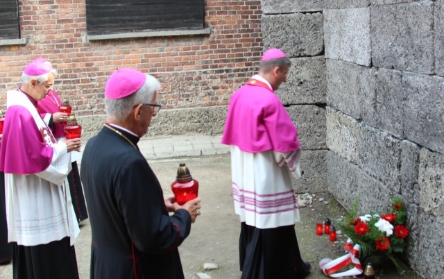 75. rocznica męczeńskiej śmierci św. Maksymiliana w KL Auschwitz