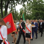 Z dożynkowymi wieńcami