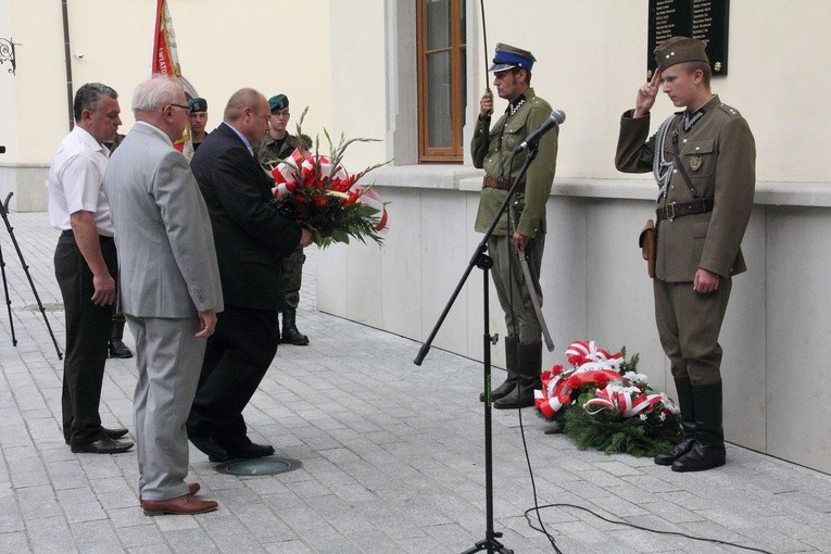 Zwyciężyli bolszewików