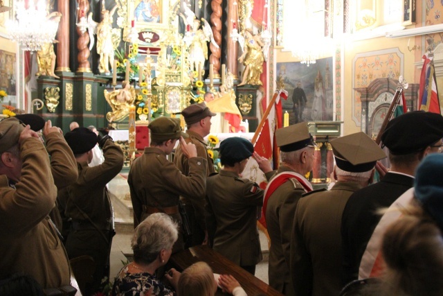 Święto Wojska Polskiego w sanktuarium w Rychwałdzie - 2016