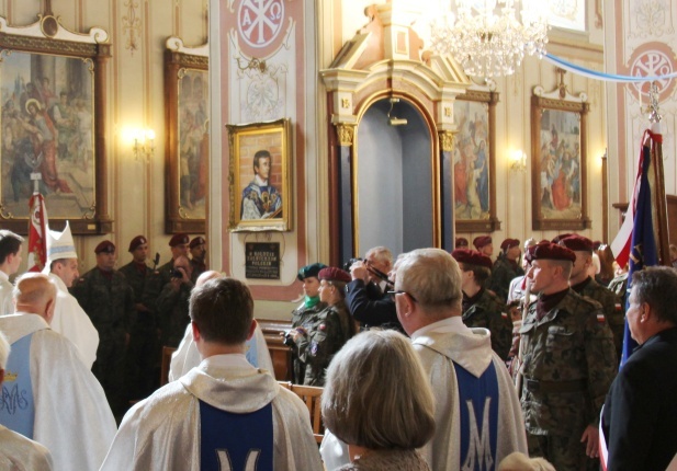 Święto Wojska Polskiego w sanktuarium w Rychwałdzie - 2016