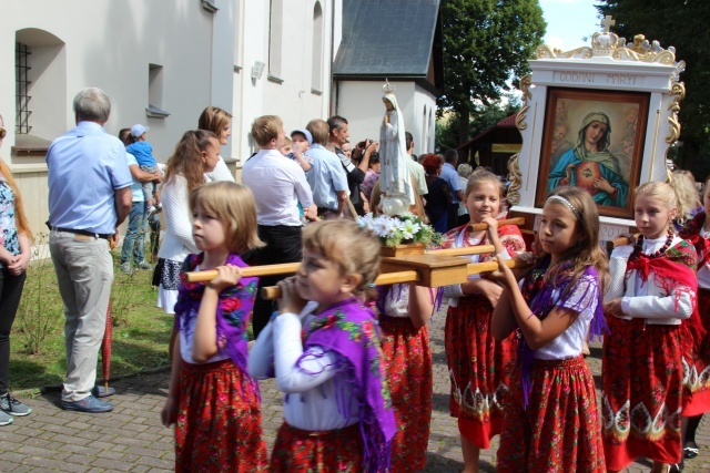 Święto Wojska Polskiego w sanktuarium w Rychwałdzie - 2016