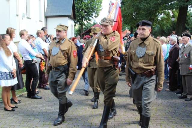 Święto Wojska Polskiego w sanktuarium w Rychwałdzie - 2016