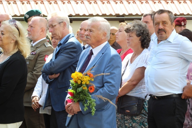 Święto Wojska Polskiego w sanktuarium w Rychwałdzie - 2016