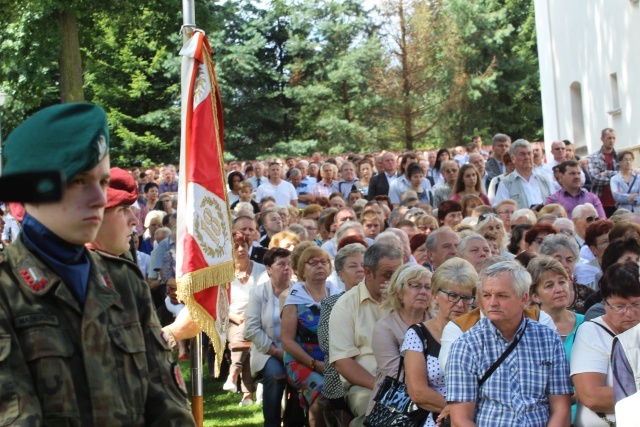 Święto Wojska Polskiego w sanktuarium w Rychwałdzie - 2016