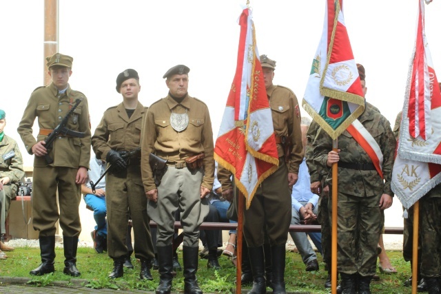 Święto Wojska Polskiego w sanktuarium w Rychwałdzie - 2016