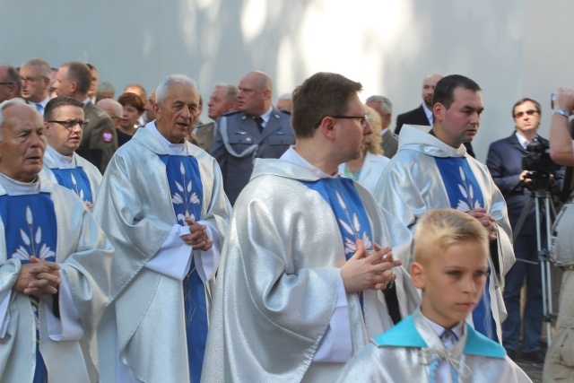 Święto Wojska Polskiego w sanktuarium w Rychwałdzie - 2016