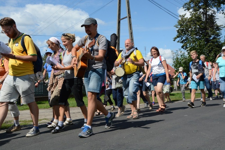 W drodze do Kamienia Śląskiego