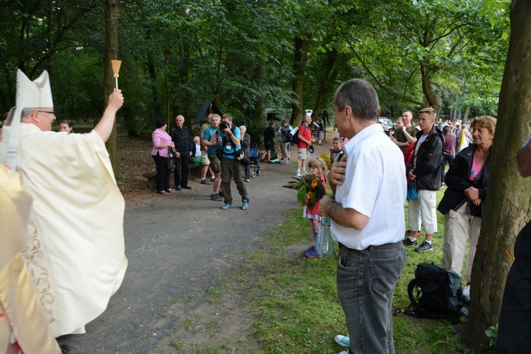 Pielgrzymkowa Eucharystia w Kamieniu Śl.