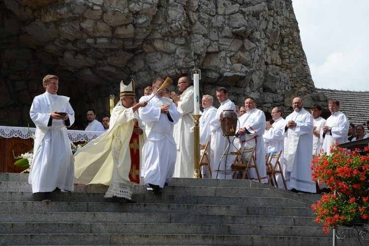 Pielgrzymkowa Eucharystia u św. Anny