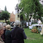 Msza św. przy kapliczce św. Rocha w Łowiczu