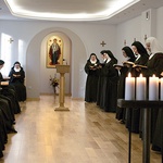 Mniszki z Karmelu Maryi Matki Pojednania w Bornem codziennie modlą się o pojednanie między narodami.