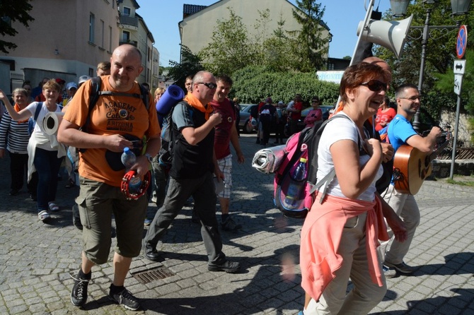 Wejście do Strzelec Opolskich