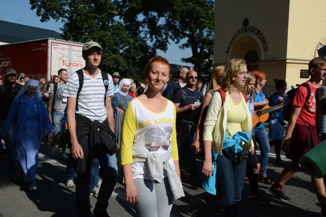 Wejście do Strzelec Opolskich