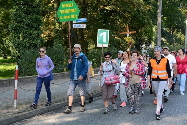 Wejście do Strzelec Opolskich