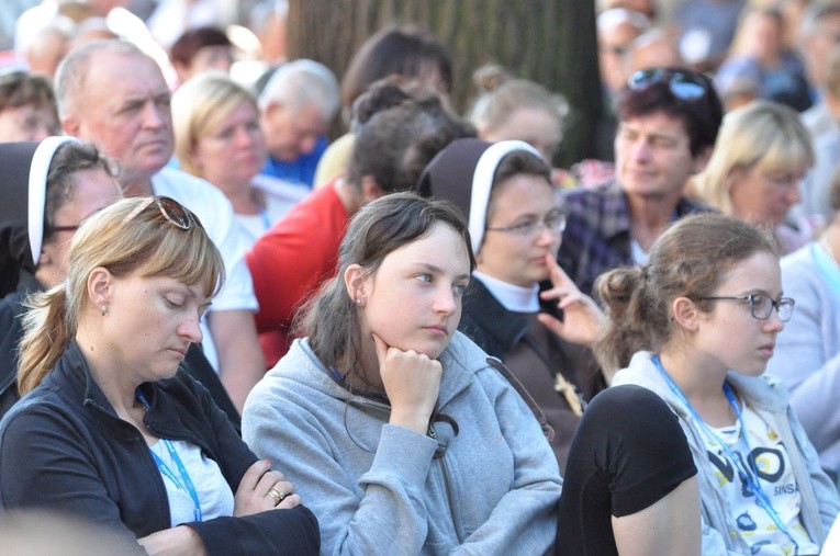 Msza św. w Okulicach - część A