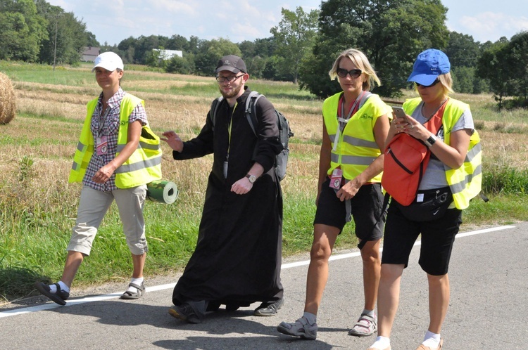 Dzień drugi - pozdrowienia z części A