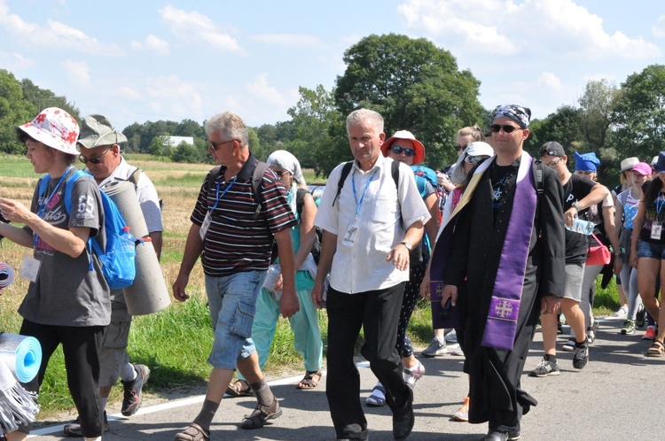 Dzień drugi - pozdrowienia z części A