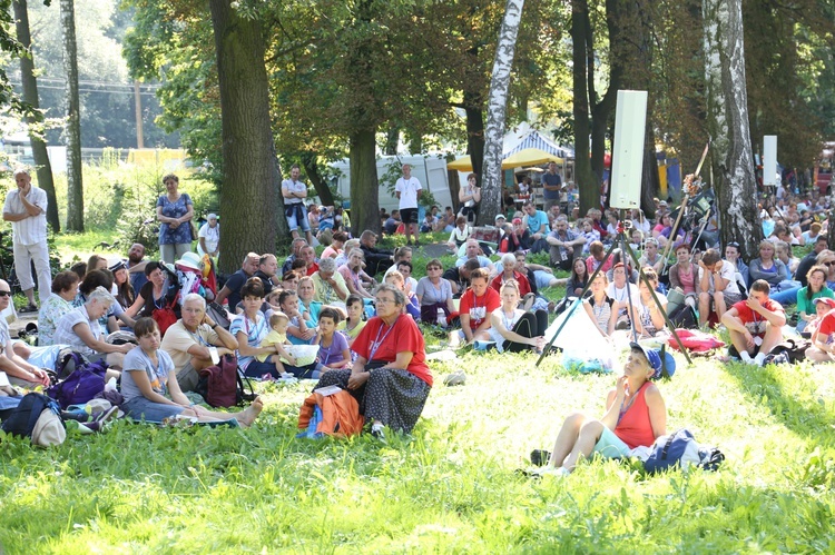 Proszowice, Msza św. dla części B