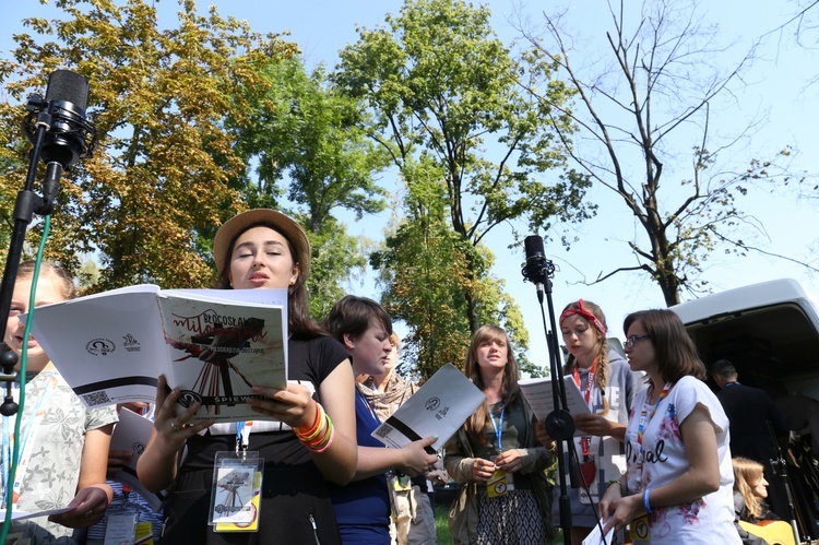 Proszowice, Msza św. dla części B