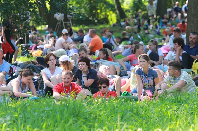 Proszowice, Msza św. dla części B