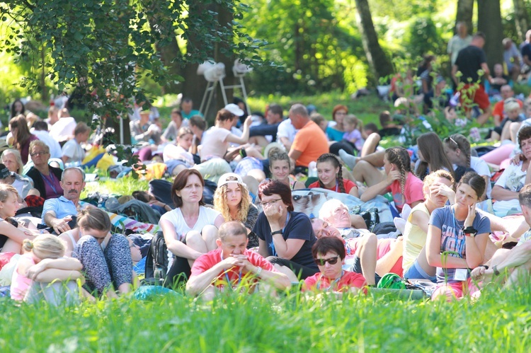 Proszowice, Msza św. dla części B