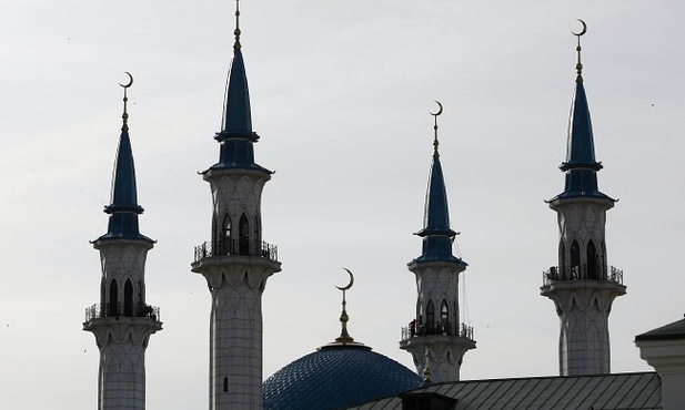 Bp Ballin: brak jasnego stanowiska w sprawie przemocy w islamie