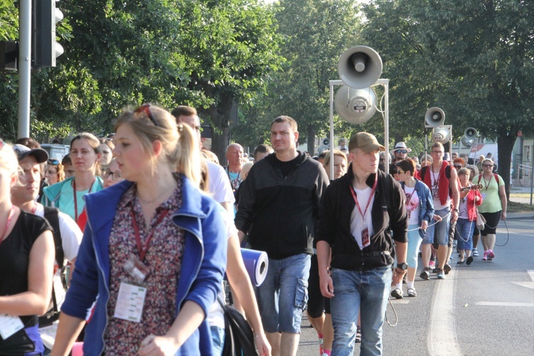 Wymarsz 30. Pieszej Pielgrzymki z Głowna na Jasną Górę