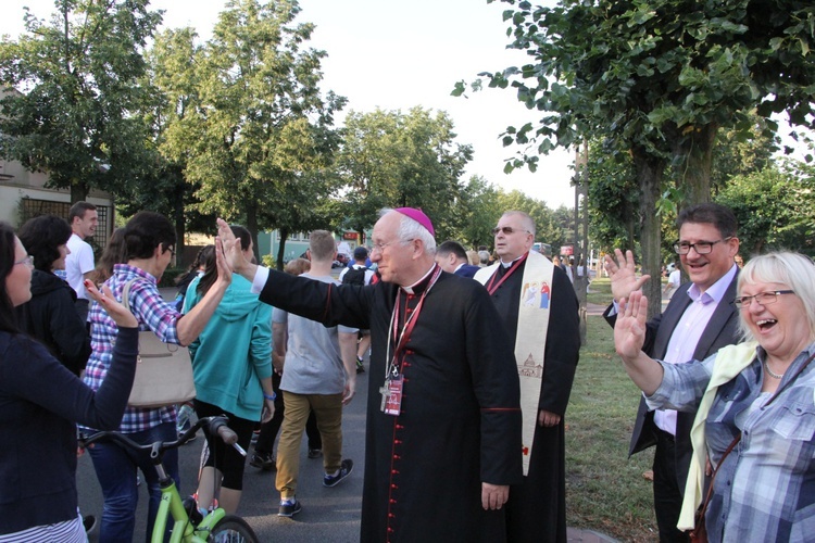 Wymarsz 30. Pieszej Pielgrzymki z Głowna na Jasną Górę