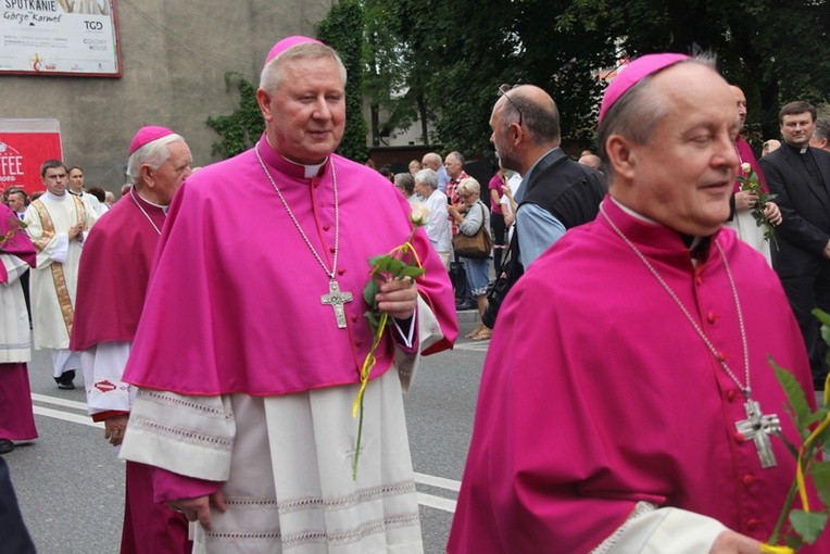 Pielgrzymka kobiet do Piekar cz. I