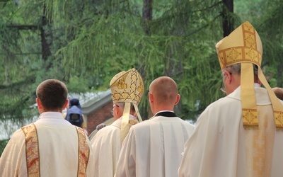 Pielgrzymka kobiet do Piekar (abp Jan Graubner)