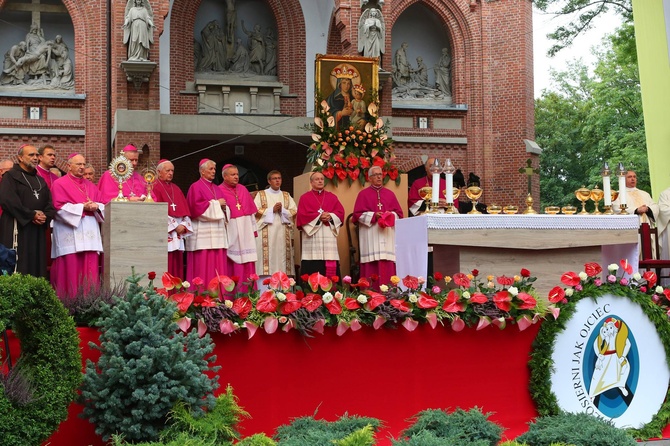 Pielgrzymka kobiet do Piekar (cz. II)