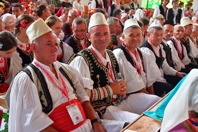 Folklor świata pod Giewontem - Msza św. o pokój na świecie