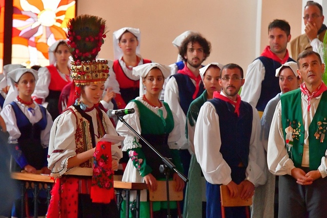 Folklor świata pod Giewontem - Msza św. o pokój na świecie