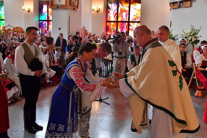 Folklor świata pod Giewontem - Msza św. o pokój na świecie