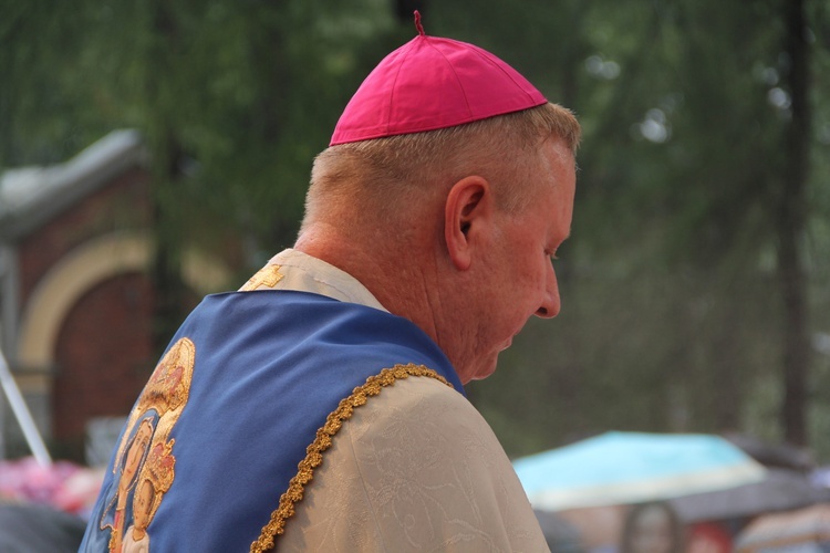 Nieszpory maryjne w Piekarach