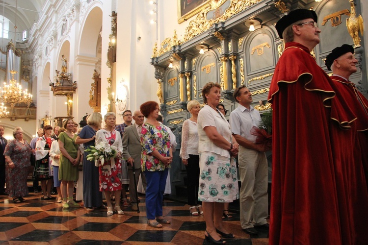 Dożynki w katedrze łowickiej