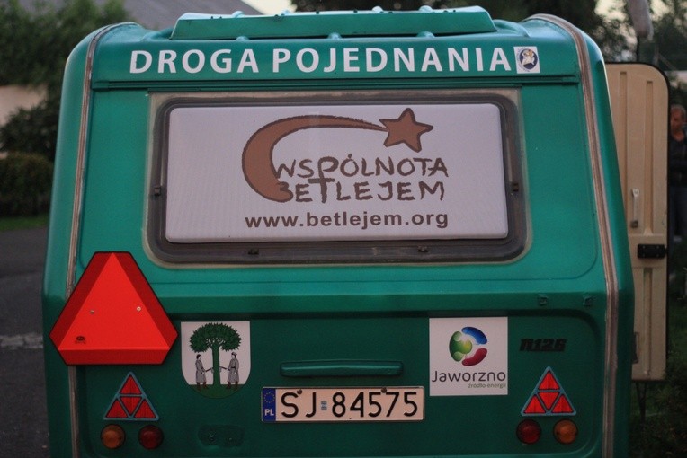 Pielgrzymka na minitraktorach do Lisieux