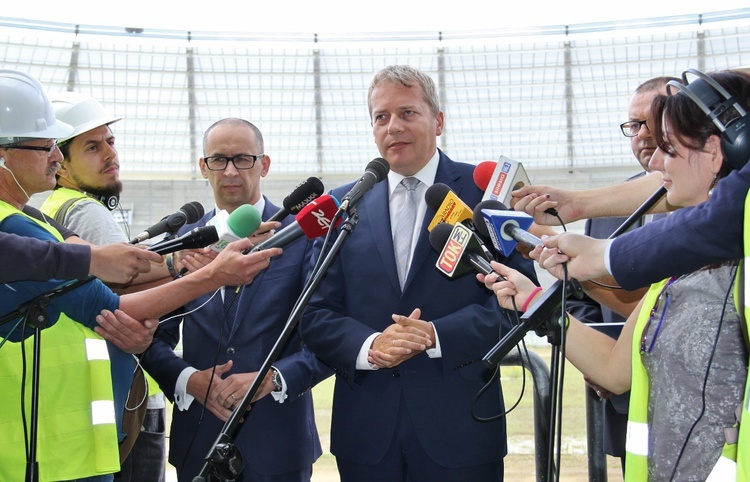 Stadion Śląski rok przed otwarciem