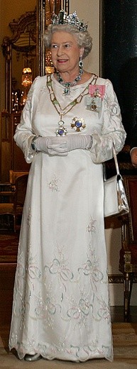 W. Brytania: Królowa uczestniczyła w chrzcinach dwóch prawnuków