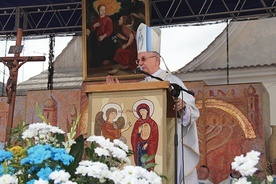 Abp Budzik przywoływał  historyczne fakty.