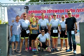 ▲	Ekipa sandomierskich triathlonistów po zawodach.