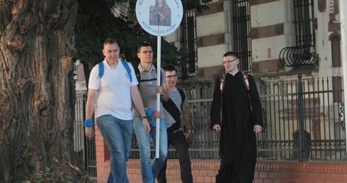 Studniówka w drodze