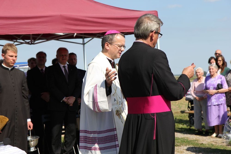 XXI stacja drogi krzyżowej w Rokitnie