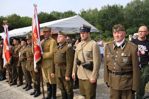 Ku czci żołnierzy "Bartka" w 70. rocznicę mordu