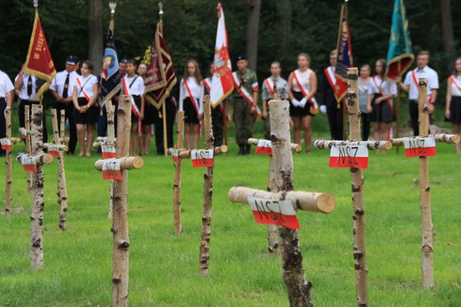 Ku czci żołnierzy "Bartka" w 70. rocznicę mordu