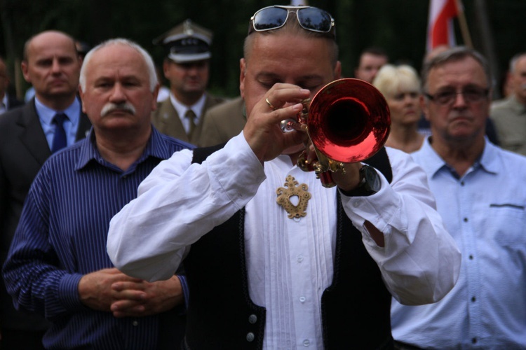 Ku czci żołnierzy "Bartka" w 70. rocznicę mordu