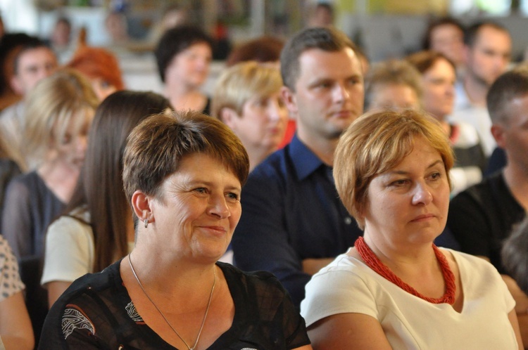 Czytanie Sienkiewicza w Oleśnie